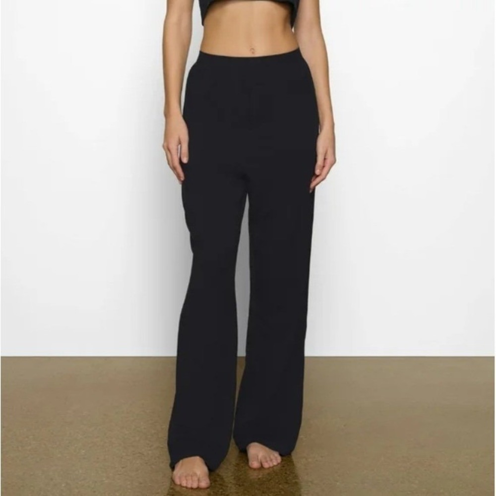 SKIMS Boyfriend Loose Pant Women Size M Onyx Black Modal Cotton Lounge‎ Pajamas - Picture 2 of 13